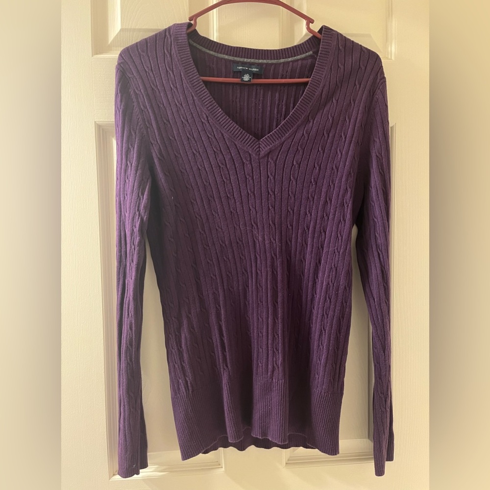 tommy hilfiger violet purple women’s v neck sweater
